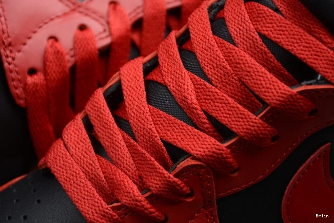 Bmlin Varsity 85 Red Jordan Air 1 High BQ4422-600 0815